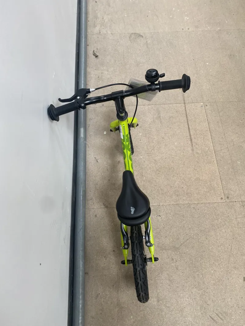 Ex-Display Ridgeback Scoot Kids Balance Bike 2021 in Lime Green-1